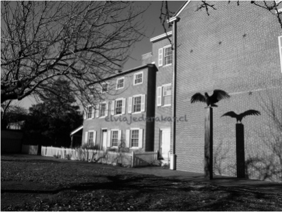 La casa original en donde vivió Poe entre 1843 y 1844, en costado izquierdo (Foto: Rakar).